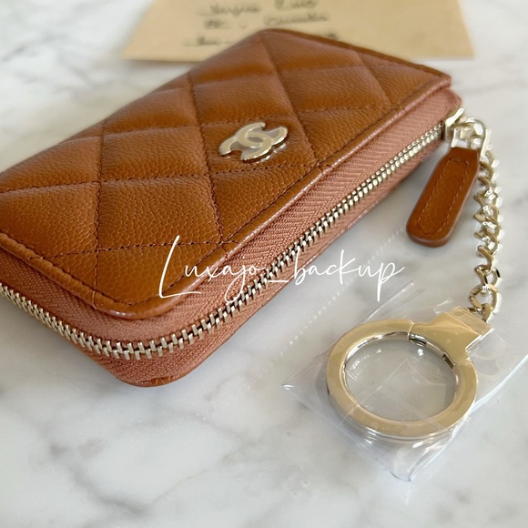 23A Key Holder Pouch - Picture 4 of 4